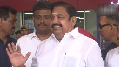 சசிகலா கட்சியுடன் கூட்டணியா.. அமித்ஷாவுடன் ஆலோசித்தது என்ன? டெல்லியில் எடப்பாடி பழனிசாமி பேட்டி! 