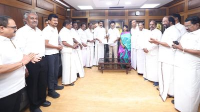  டெல்லிக்கு போகும் விஜயகாந்த் மச்சான்.. தேமுதிகவின் முதல் எம்.பி.. யார் இந்த எல்.கே. சுதீஷ்?