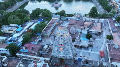 மயிலாப்பூர் கபாலீஸ்வரர் கோவில் நிலம்.. அமிர்தாஞ்சன் நிறுவனம் பல கோடி தரணும்.. ஏன் தெரியுமா?