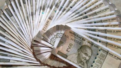 மத்திய அரசு ஊழியர்களுக்கு அகவிலைப்படி 50% தாண்டினால் என்ன நடக்கும்? வீட்டு வாடகைப்படியிலும் மாற்றம்?