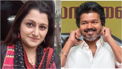 எல்பிஜி சிலிண்டர் தட்டுப்பாடு.. விஜய் எதுவும் கருத்து சொன்னாரா? மருத்துவர் ஷர்மிளா கேட்ட கேள்வி!