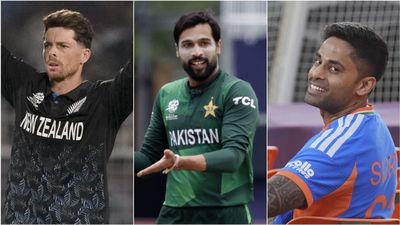 எவ்வளவு அசிங்கப்பட்டாலும் திருந்தல.. இந்திய டீம் தோற்கணும்னு சொல்லி அடிவாங்கும் பாகிஸ்தான் அமீர்