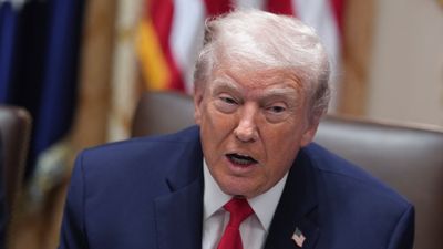 ஈரானில் நேரடியாக களமிறங்கும் அமெரிக்க ராணுவம்.. டிரம்ப் சொன்ன வார்த்தை.. பேரழிவு ஆரம்பம்?