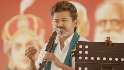  “அடுத்த ஜென்மத்தில் விவசாயி குடும்பத்தில் பிறக்க வேண்டும்”.. பச்சை துண்டுடன் வந்து பேசிய விஜய்!