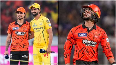 அகீல் ஹொசைனை சேர்க்காத சிஎஸ்கே.. ஷார்ட் ஓவரில் 24 ரன்கள் விளாசிய அபிஷேக் சர்மா.. 15 பந்தில் அரைசதம்!