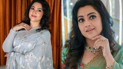 Meena: நடிகை மீனா எடுத்த ஸ்மார்ட் முடிவு! இது பலருக்கு பாடம்! ஊரே வியக்குது.. வெற்றி என்றால் இதுதான்!
