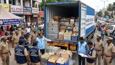 சென்னை கண்டெய்னர் லாரியில் ரூ.245 கோடி தங்கம் - வைர நகைகள் பறிமுதல்.. அதிர்ந்து நிற்கும் அடையாறு