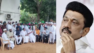 திமுகவுக்கு பேரிடி.. தென்னிந்திய தர்காக்கள் மற்றும் பள்ளி வாசல்கள் சங்கம் அதிமுகவிற்கு ஆதரவு.. போச்சே