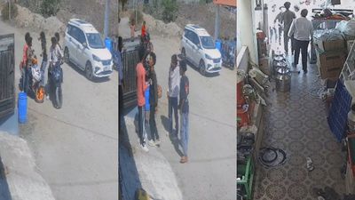 கோவையில் வீடு புகுந்து இளைஞர்களை தாக்கிய சிசிடிவி காட்சி! அதிர்ச்சியில் உறைந்த மக்கள்