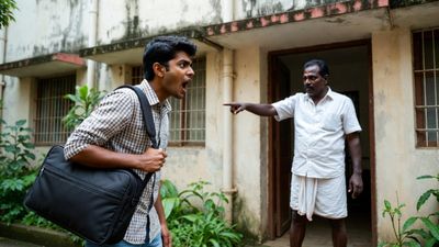 இதெல்லாம் பெங்களூரில் மட்டும் தான் நடக்கும்.. மேனேஜர் நம்பர் கேட்டு அலப்பறை கூட்டிய வீட்டு ஓனர்! 