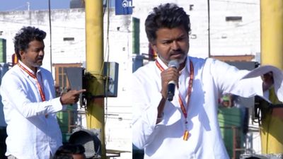 அதைத் தாண்டி யாரும் வரக்கூடாது.. திருப்பூர் கூட்டத்தில் திடீரென டென்ஷனான விஜய்