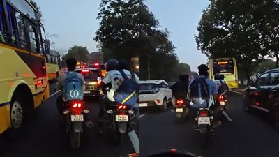 செங்கல்பட்டு டூ விழுப்புரம்.. வாகன ஓட்டிகளுக்கு விடிய விடிய நடந்த கசப்பான அனுபவம்