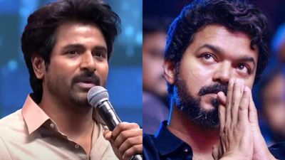 லீக் ஆன ஜனநாயகன்.. நானே ரீலிஸ் பண்ணித்தரேன்னு சொன்னேனே விஜய்.. விட்டு விளாசிய சாட்டை!