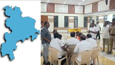 திருப்பூரில் 'அந்த' 1 சம்பவம்.. ஹாயாக உட்கார்ந்து, கேஷூவலா வேட்பாளர்கள் செய்த காரியம்.. தமிழகம் ஷாக்