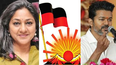 ₹8000 கூப்பனால் மகிழும் மக்கள்.. நல்ல தலைவருக்கு இது அடையாளம்! விஜயை வேற மாதிரி வறுத்தெடுத்த ரோகிணி