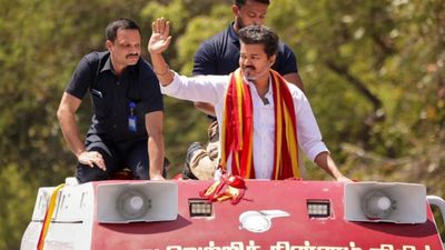  வெற்றியோ.. தோல்வியோ.. தமிழக தேர்தலில் கேம் சேஞ்சராக உருவெடுத்த விஜய்.. இதை கவனிச்சீங்களா? 