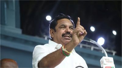 39.9% வாக்குகளை பெறும் அதிமுக.. 114 முதல் 124 தொகுதிகளை வெல்லும்.. Vote Vibe Exit Poll கணிப்பு!