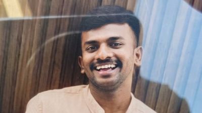 வெஸ்டர்ன் ஸ்டைலில் ப்ரொபோஸ்.. பெங்களூரில் காதலியை நம்பி சென்ற இளைஞன்.. அடுத்து நடந்த ஷாக் சம்பவம்