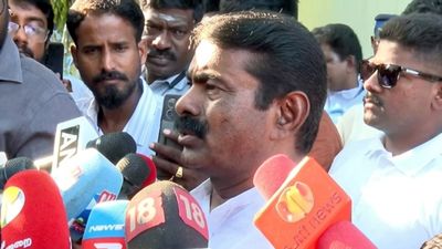  வாக்களிக்காமல் இருப்பதும் தேச விரோத குற்றமே.. 1 வாக்கால் என்ன மாறப்போகுதுனு நினைக்காதீங்க.. சீமான்!