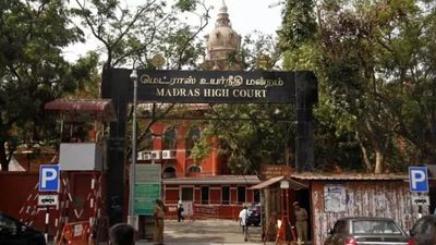 விழுப்புரம் அரசு ஊழியர் வழக்கு.. தமிழக அரசின் மகப்பேறு விடுமுறை அரசாணை ரத்து.. ஐகோர்ட் அதிரடி 