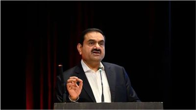 துறைமுக சரக்கு கையாளும் திறனில்.. புதிய மைல்கல்! அசத்தி காட்டிய அதானி நிறுவனம்!