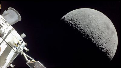 மனிதகுல வரலாற்றில் மகத்தான சாதனை.. நிலவின் மறுபக்கத்தை அடைந்த விண்வெளி வீரர்கள்! அசத்திய நாசா!