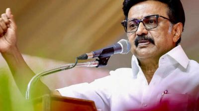 அந்த பையன் தோற்பார்.. நள்ளிரவு வரை ஓயாத கால்கள்.. அமைச்சர்களை தூங்க விடாமல் ரெய்டு விட்ட ஸ்டாலின் 