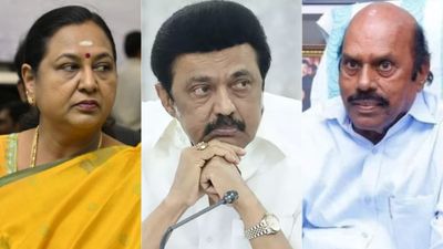 என்னம்மா நீங்க இப்படி பண்ணிட்டீங்களேம்மா! தலைவர் கோபமாயிட்டார்! பிரேமலதாவை திட்டி தீர்த்த எவ வேலு!