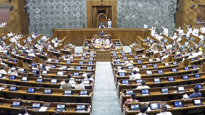 ஒடுக்கப்படும் தென்னிந்தியாவின் குரல்? 850ஆக உயரும் லோக்சபா தொகுதிகள்.. வடமாநிலங்களின் மெகா ஆதிக்கம்