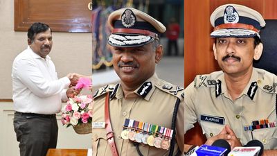 தமிழ்நாட்டில் தலைமை செயலாளர், டிஜிபி, சென்னை போலீஸ் கமிஷனர்.. அதிரடியாக மாற்றப்பட்டது ஏன்?