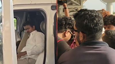 பவுன்சர்களால் பஞ்சராகும் விஜய் இமேஜ்.. திருச்சி விமான நிலையத்தில் மீண்டும் ஒரு பஞ்சாயத்து