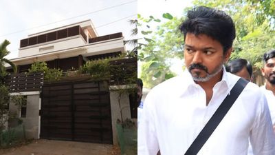 சாலிகிராமம் வீட்டை இடிக்கும் விஜய்? அண்ணா நகர் வீடு இப்போதானே விற்றாரு.. அதற்குள் இப்படியா? காரணம் இதுதானா?
