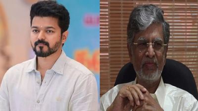 “அப்பா அம்மாவுக்கு பணம் கொடுத்தா லோன் ஆகிடுமா?” விஜய் சொத்து விவரம் சர்ச்சைக்கு எஸ்.ஏ.சந்திரசேகர் விளக்கம்