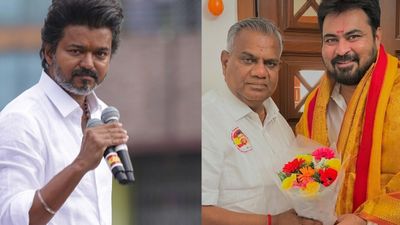 விஜய்யின்  தவெக கட்சியில் இணைந்த பிக் பாஸ் தினேஷ்.. அதற்கு அவர் சொன்ன காரணம் தான் ட்விஸ்ட்