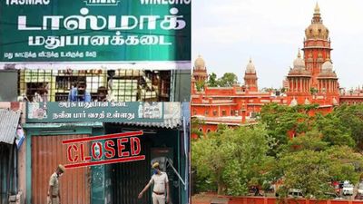 டாஸ்மாக் கடைகள் மூடல்.. தமிழக அரசின் உத்தரவு வரவேற்கத் தக்கது.. சென்னை ஹைகோர்ட் பாராட்டு