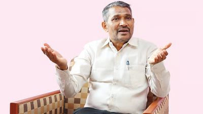 “திமுக - அதிமுக இணைவது தமிழ்நாட்டுக்கு நல்லது”.. விசிக எம்.எல்.ஏ வன்னி அரசு தடாலடி!