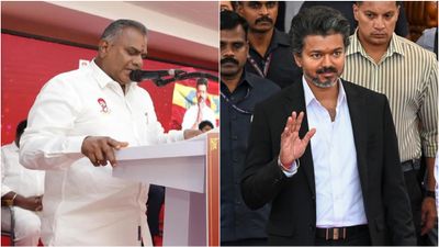 தவெகவில் கவுன்சிலர் சீட்டுக்கு ரூ.15 லட்சம்.. கட்சித் தலைமை தெரிந்துதான் வசூல் நடக்கிறதா?