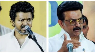 நிலவரம் இப்போ கலவரம்! தட்டித் தூக்குது தவெக! பலிக்குமா ஆக்சிஸ் மை இந்தியா கணிப்பு! தவிக்கும் திமுக! 
