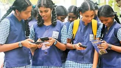 10ம் வகுப்பு பொதுத்தேர்வு ரிசல்ட் இன்று வெளியாகிறது! எப்படி தெரிந்துக்கொள்வது? முழு விவரம்