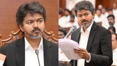 தேசிய கொடி கட்டிய கார் யார் யாருக்கு? பக்காவாக லிஸ்ட் போட்டு வைத்திருக்கும் விஜய்! அப்போ அதிமுக?