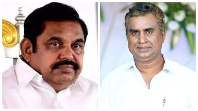 கப்பல்ல வேலைனு சொல்லி.. வேலுமணி மீது அதிருப்தி! வண்டியை எடப்பாடி பக்கம் திருப்பும் 7 எம்எல் ஏக்கள் 