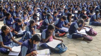 SSLC மாணவர்களுக்கு முக்கிய அறிவிப்பு.. தற்காலிக மதிப்பெண் சான்றிதழ் இன்று முதல் விநியோகம்
