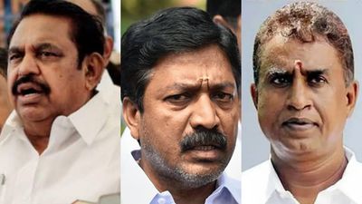 ஒன்னு சேருங்க.. இல்லைனா கிளம்புங்க! கிளைக் கழகத்திலிருந்து தொடங்கிய கலவரம்! எடப்பாடி எகிறும் பிரஷர்! 