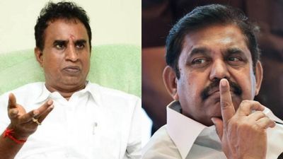 எடப்பாடி அறிவிப்புகள் செல்லாது.. அதிமுக 3ம் இடம் வரக் காரணம் என்ன? எஸ்பி வேலுமணி சொன்ன வார்த்தை!