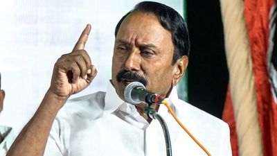 அதிமுகவுடன் தவெக கூட்டணிக்கு நோ சான்ஸ்! செங்கோட்டையன் அதிரடி! அப்படின்னா திமுகவுடனா?