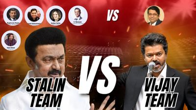 ஸ்டாலின் team நினைவிருக்கா! நிபுணர்கள் அவுட்.. ஜோசியர் இன்.. கோட்டையை 'கோள்களிடம்' அடகு வைத்த விஜய்!