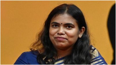 கோவை சிறுமி கொலை வழக்கு.. சிரித்து கொண்டே பதில் அளித்தாரா அமைச்சர் கீர்த்தனா? அவரே கொடுத்த விளக்கம்!