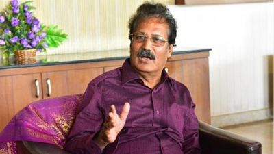 ஒட்டப்பிடாரம் தொகுதியில் புதிய தமிழகம் கட்சியின் டாக்டர் கிருஷ்ணசாமி முன்னிலை
