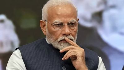 3 வருடமாக மக்கள் பணத்தில் குளிர்காய்ந்த அரசு நிறுவனம், இப்போ மட்டும் ஏன்? தீபக் கேள்வியால் அரசு ஷாக்
