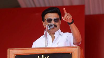 அவசர முடிவுகளை எடுக்கும் அதிகாரம் ஸ்டாலினுக்கு.. திமுக எம்.எல்.ஏக்கள் கூட்டத்தில் முக்கிய தீர்மானம்!